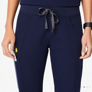 Figs Kade Cargo Scrub Pants